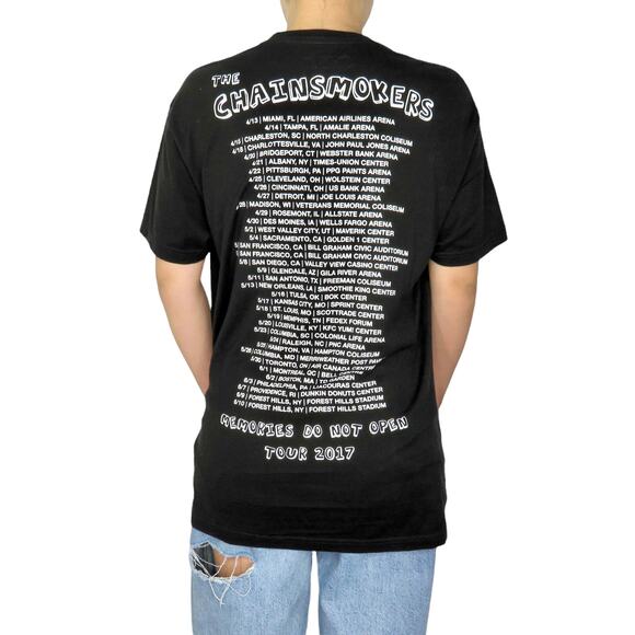 The Chainsmokers Memories Tour Concert Tee Band Tee Black Crewneck Medium Rock - Picture 2 of 8